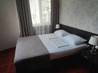 Гостиница Константинополь Витязево Семейный люкс с балконом-1