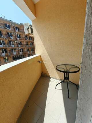 Гостиница Константинополь Витязево Семейный люкс с балконом-6