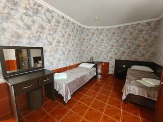 Гостиница Константинополь Витязево Двухместный номер с 1 кроватью или 2 отдельными кроватями-4