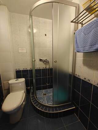 Гостиница Константинополь Витязево Семейный люкс с балконом-2