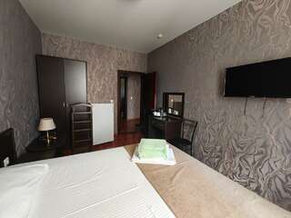 Гостиница Константинополь Витязево Семейный люкс с балконом-4