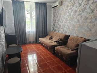 Гостиница Константинополь Витязево Семейный люкс с балконом-7